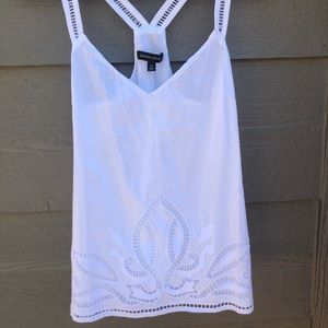 BANANA REPUBLIC CROCHET RACER BACK